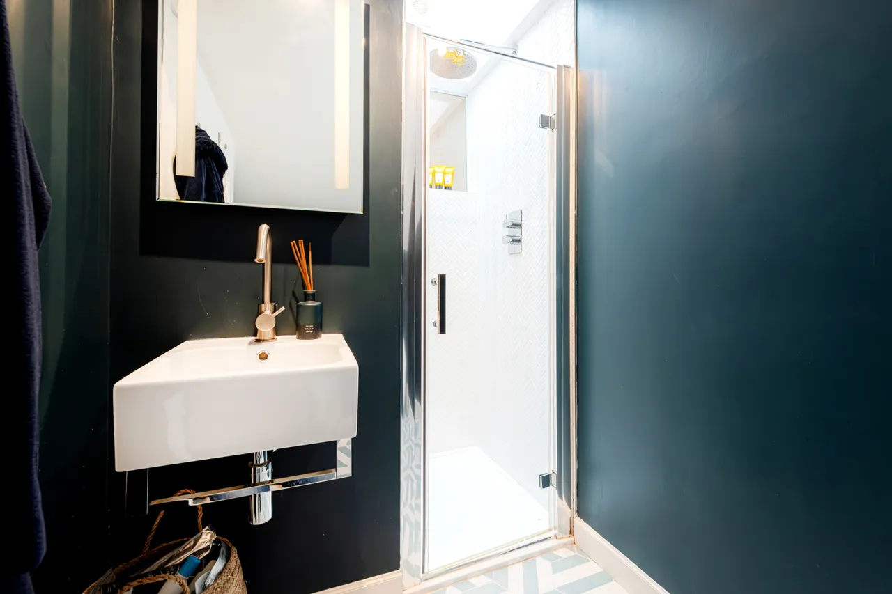 3 bed house for sale — Treadgold Street, London, W11