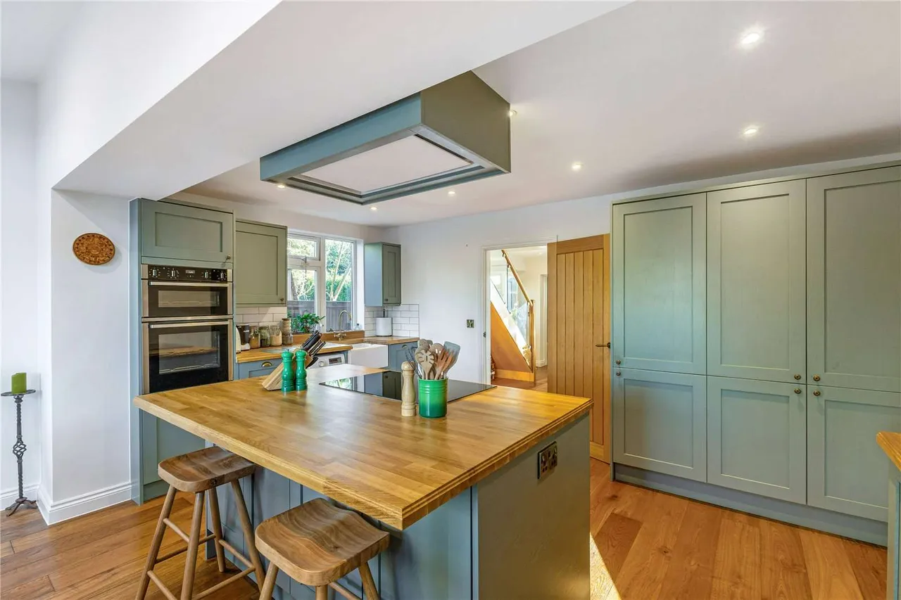 Keynor Lane, Sidlesham, Chichester, West Sussex, PO20 7NL, photo 8