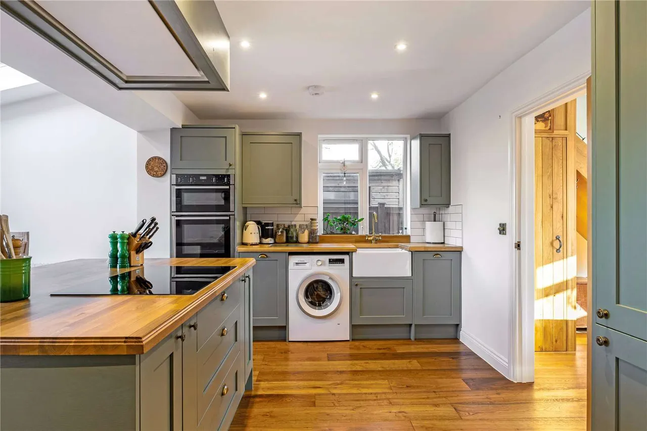 Keynor Lane, Sidlesham, Chichester, West Sussex, PO20 7NL, photo 6
