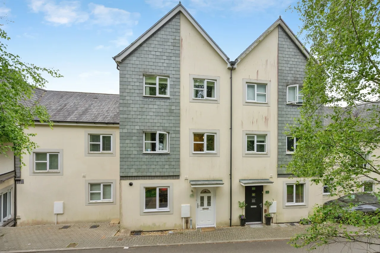 4 bed house for sale — Olympic Way, Plymouth