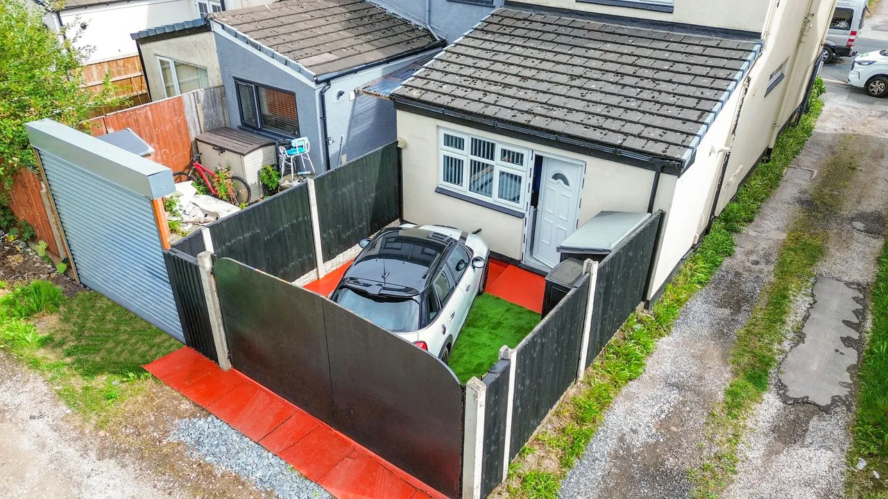 Bolton Road, Ashton-In-Makerfield, Wigan, WN4 8TG, photo 18
