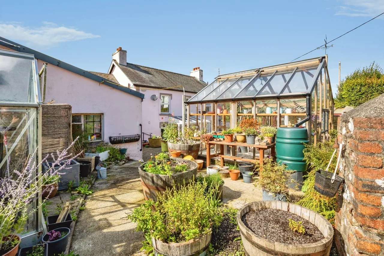 Cwrtnewydd, Llanybydder, SA40, photo 37