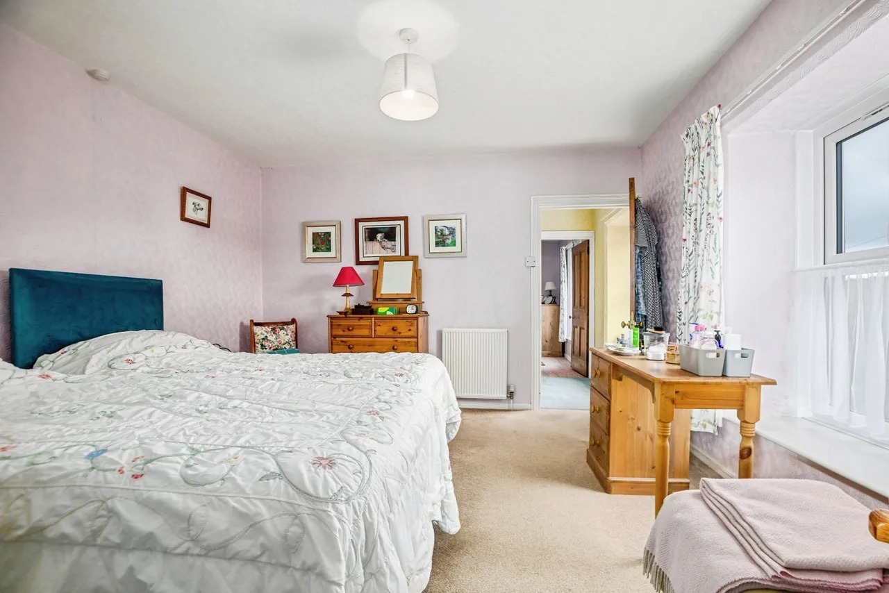 Cwrtnewydd, Llanybydder, SA40, photo 14