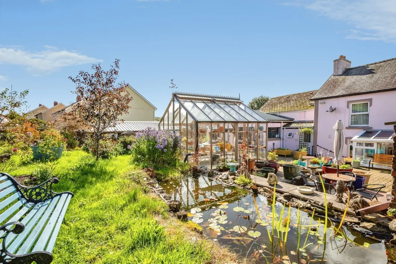 Cwrtnewydd, Llanybydder, SA40, photo 38