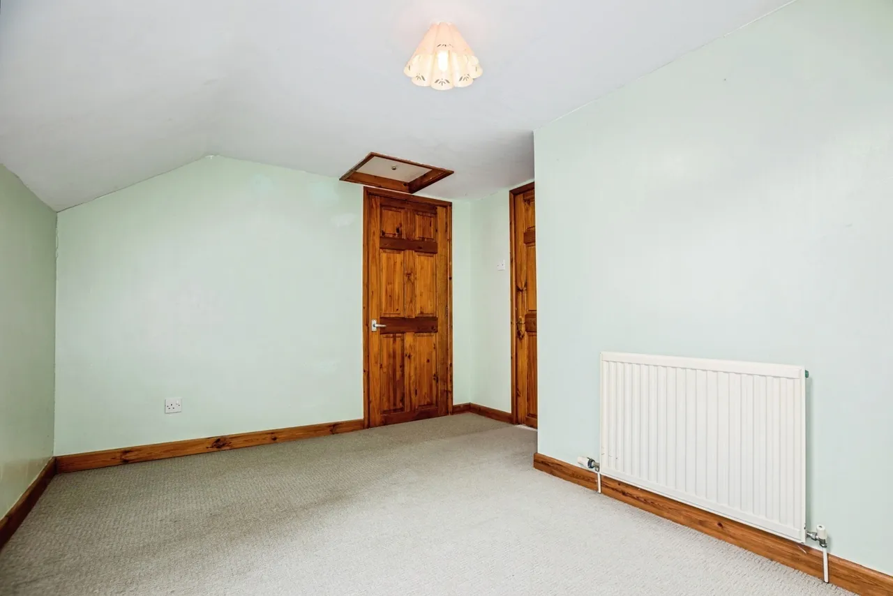 Cwrtnewydd, Llanybydder, SA40, photo 25