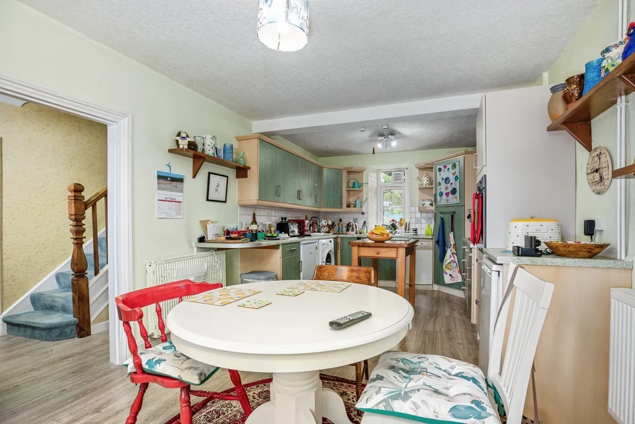 Cwrtnewydd, Llanybydder, SA40, photo 6