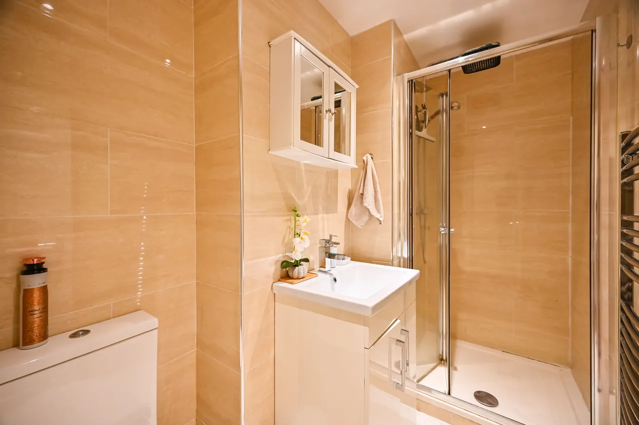 Mathin Apartments, 6 St Annes Row, London, photo 7