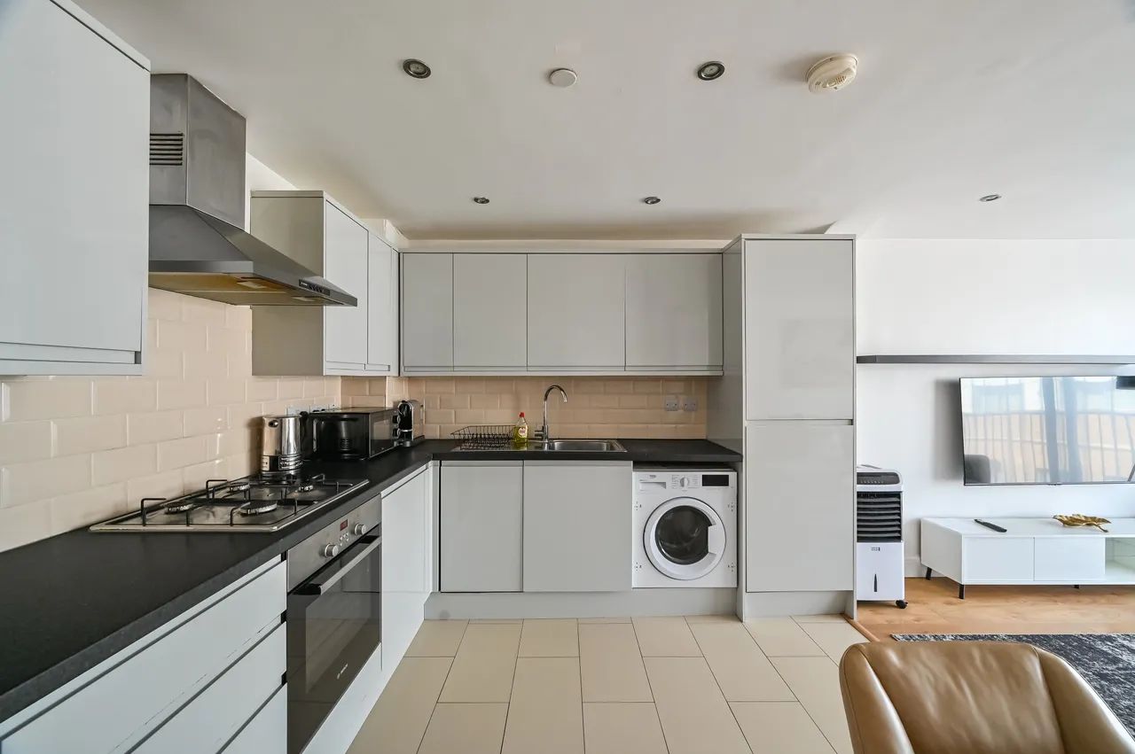 Mathin Apartments, 6 St Annes Row, London, photo 4