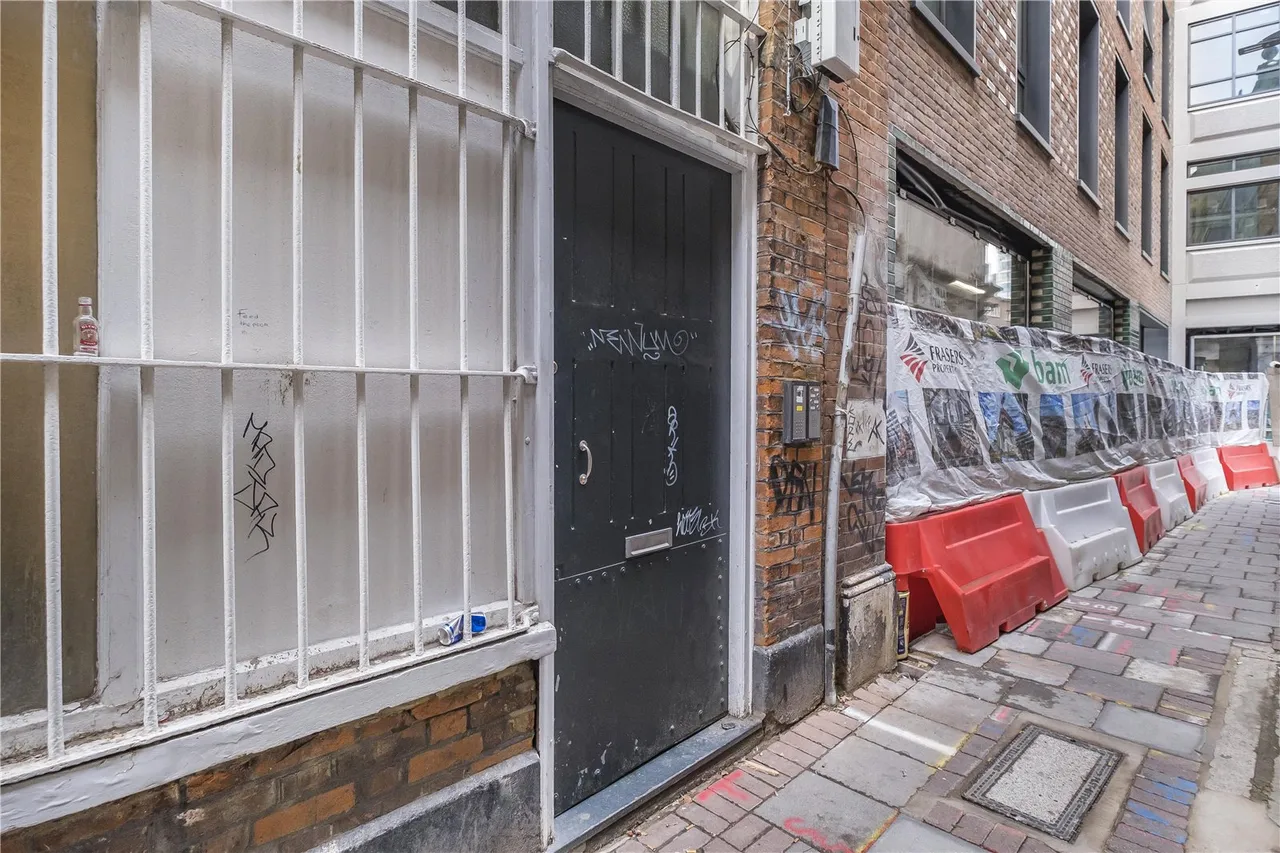 White Church Passage, Aldgate, E1, photo 11