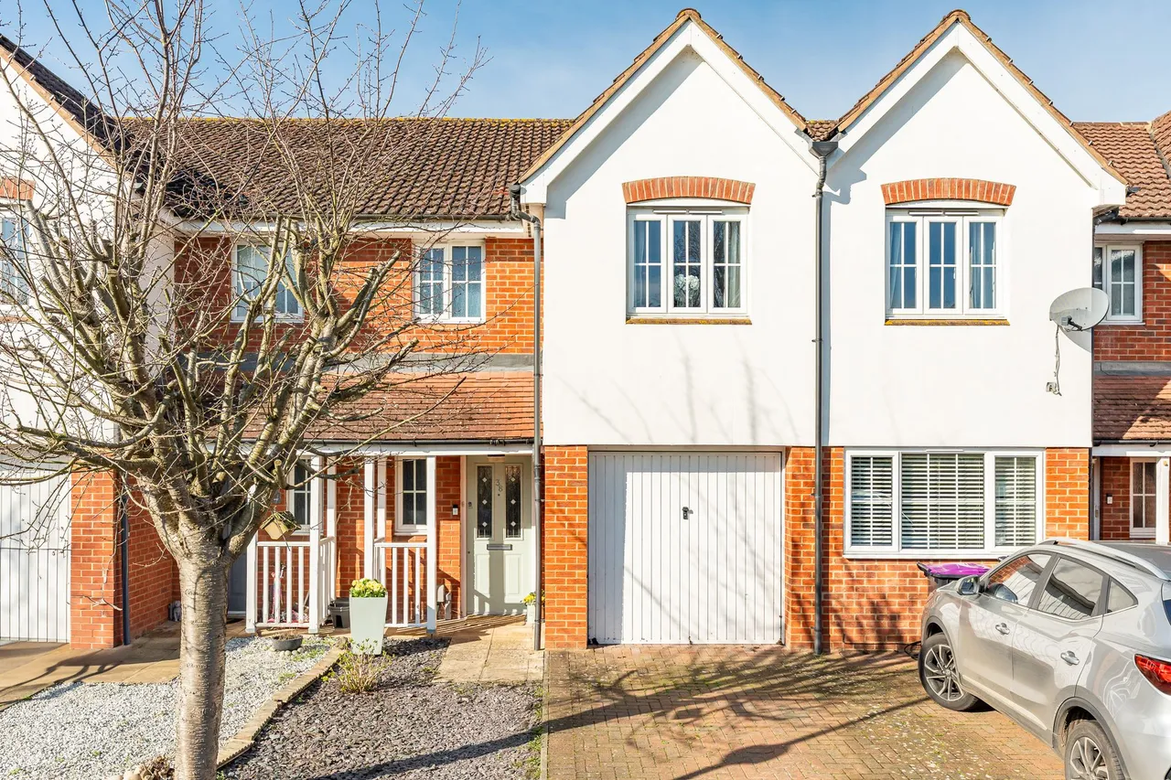 3 bed house for sale — The Granary, Stanstead Abbotts, Ware, SG12 8XH