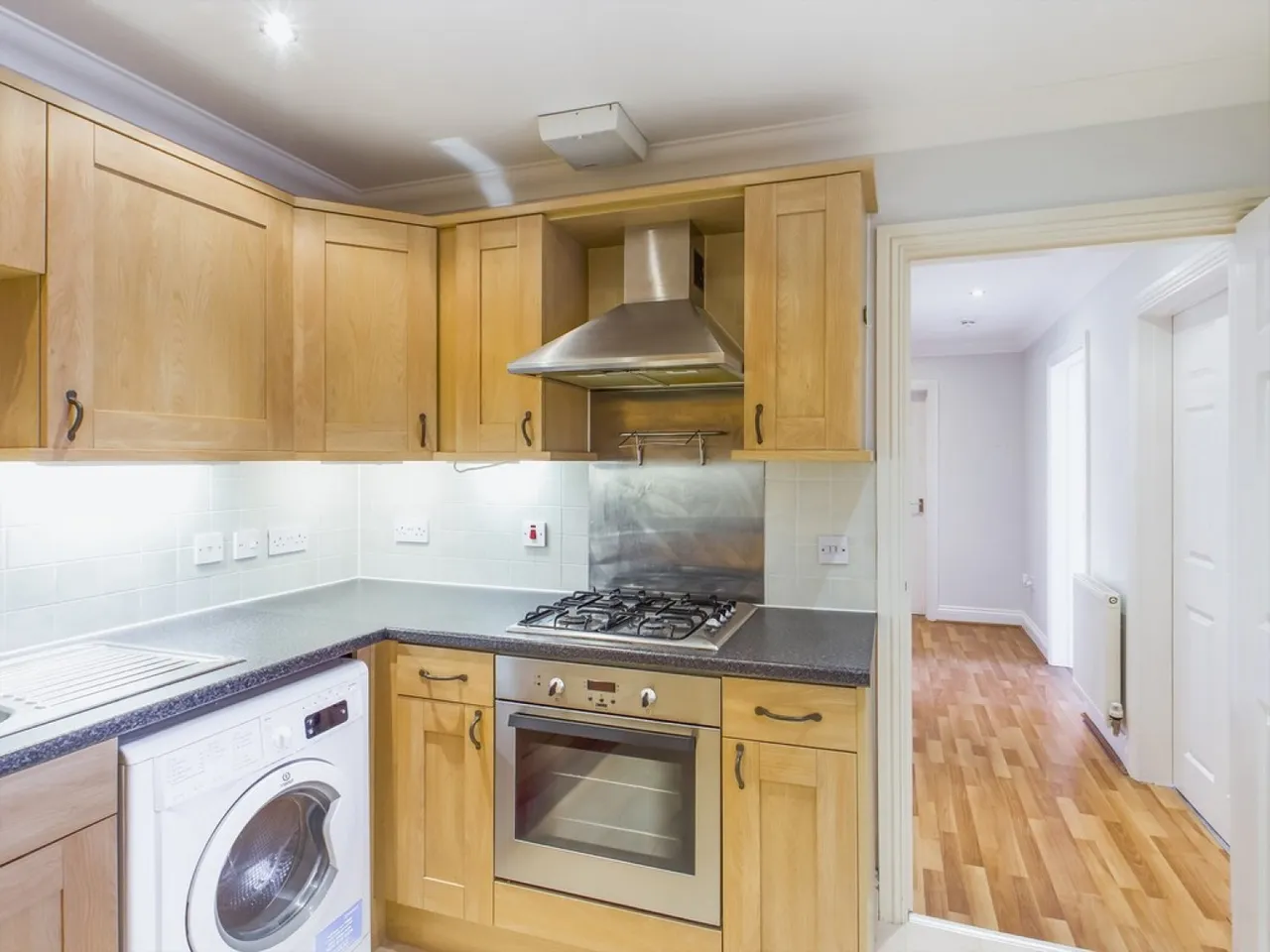 Waldorf Apartments, Folkestone, CT20, photo 7