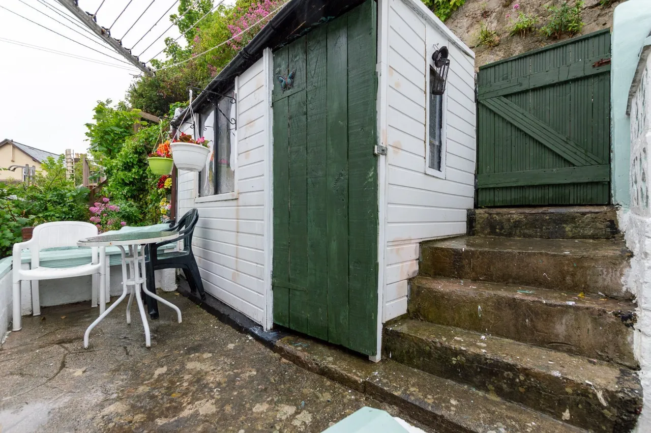 Llwynon Gardens, Llandudno, LL30, photo 3