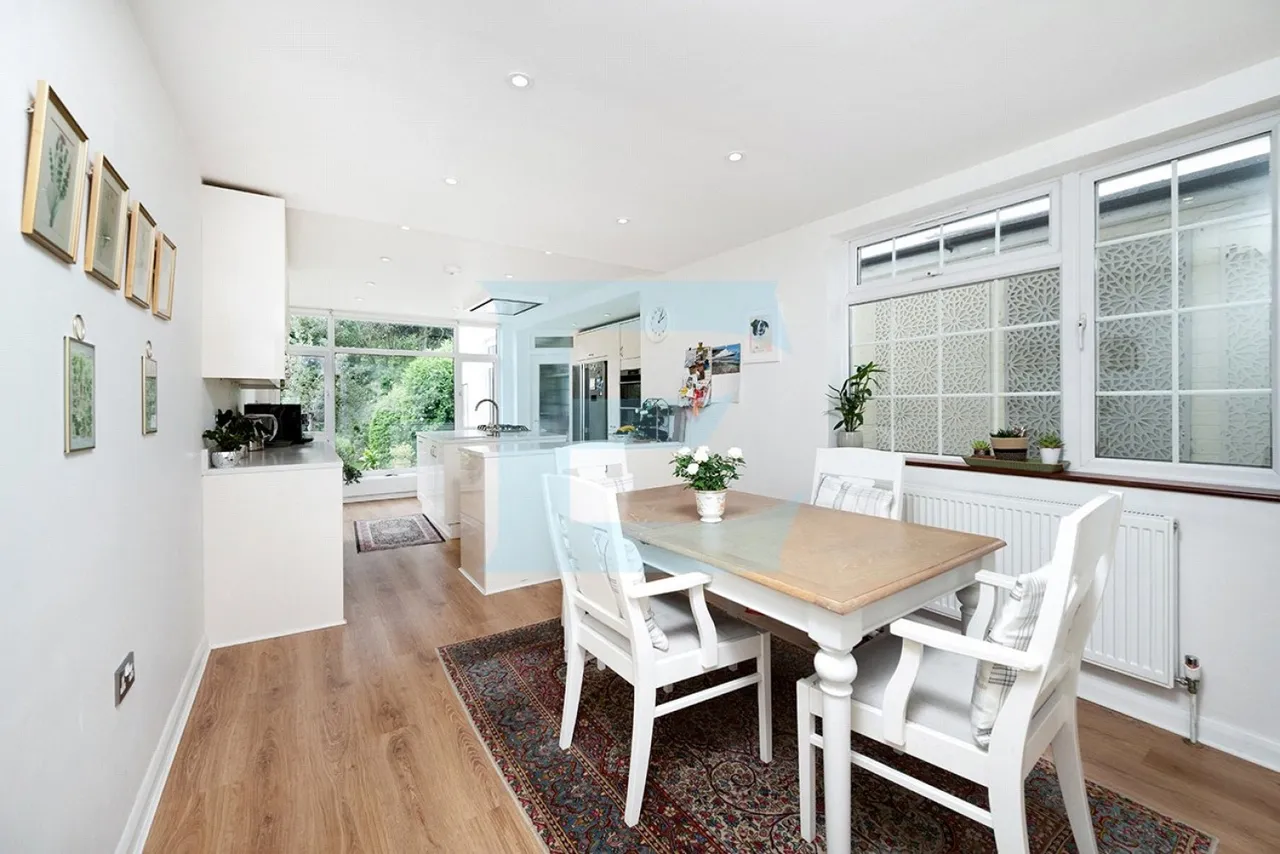 Bittacy Park Avenue, Mill Hill, NW7, photo 6