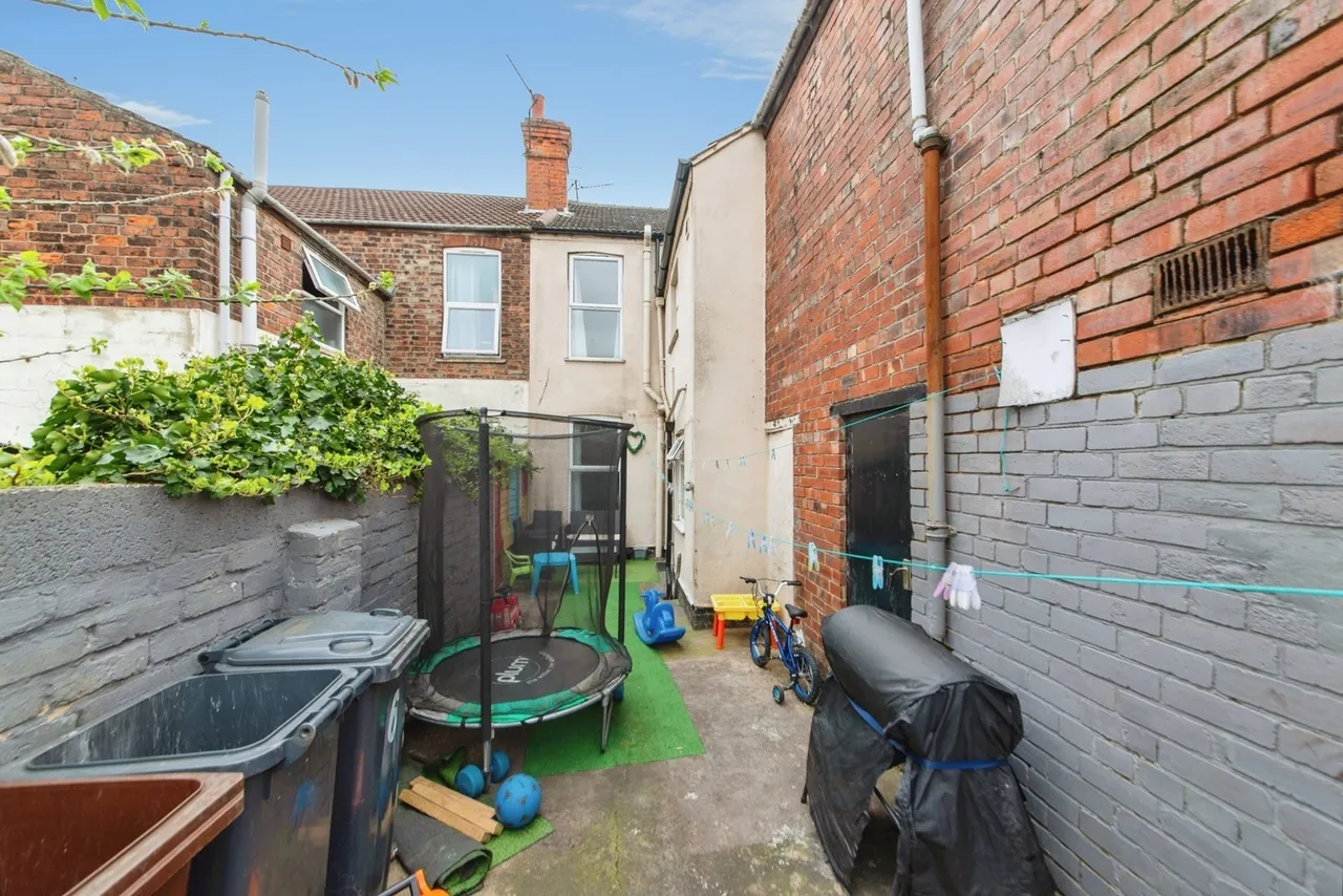 St. Andrews Street, Lincoln, Lincolnshire, LN5, photo 13