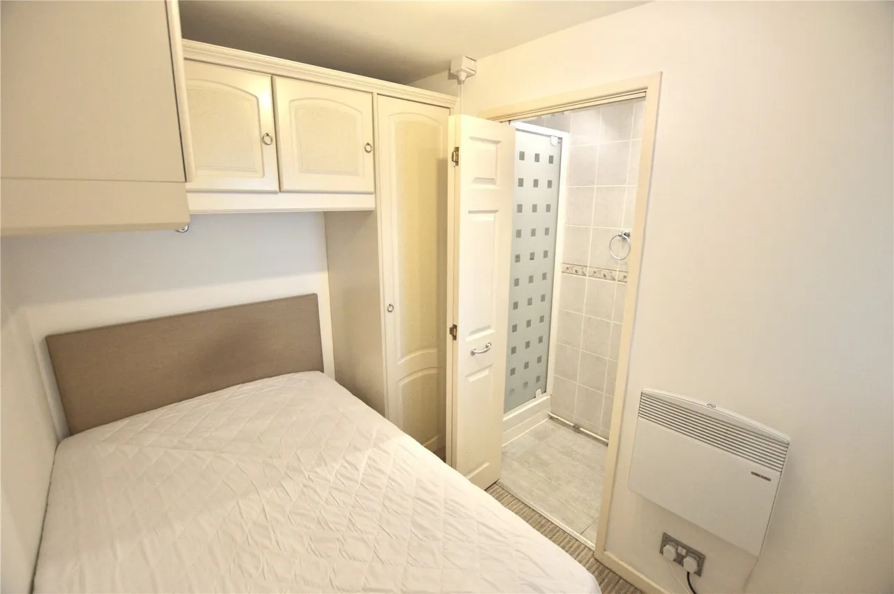 Oakworth Drive, Halfway, S20, photo 4