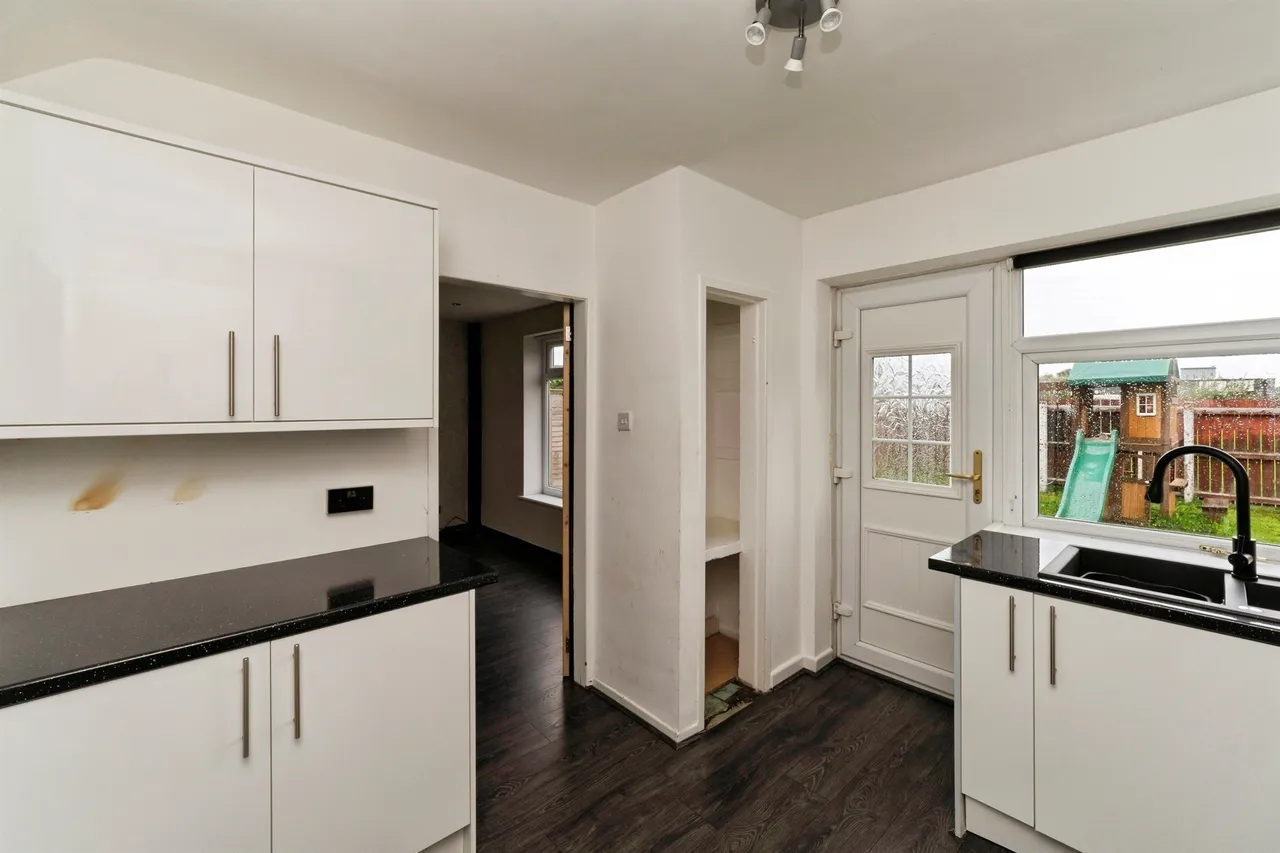 Baffin Close, Wirral, CH46, photo 8