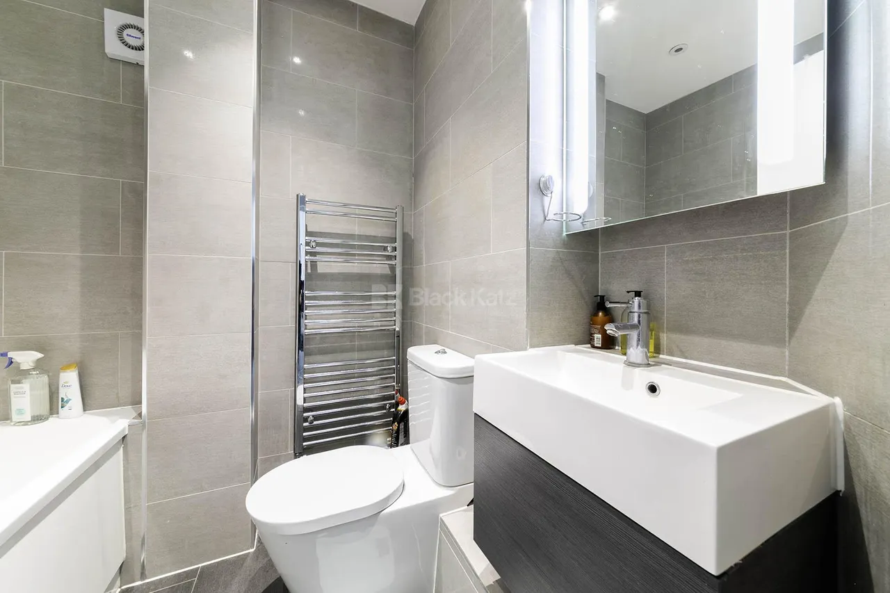 Windsor Road, London, W5, photo 4