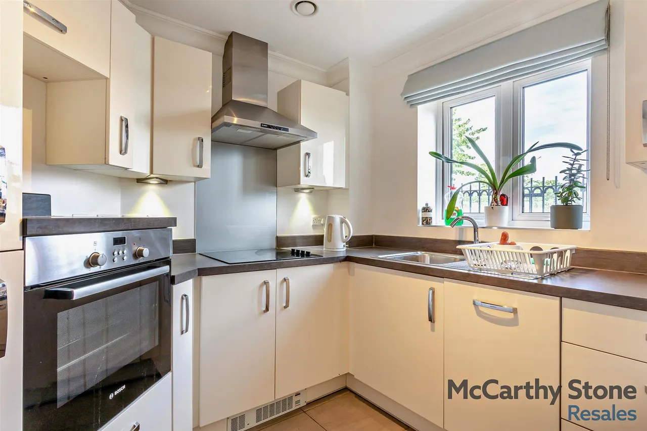 Kempley Close, Hampton Centre, PE7, photo 6