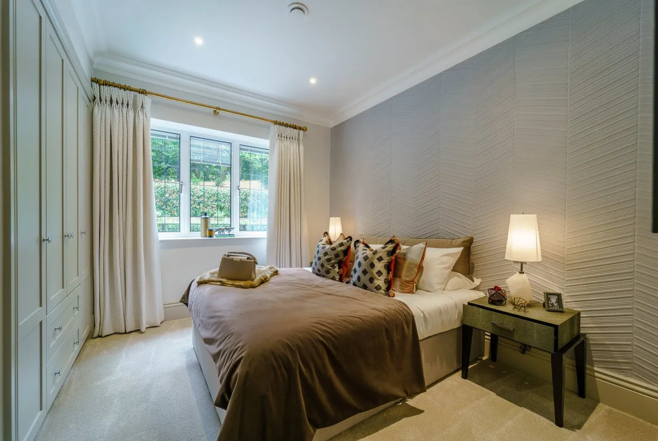 Birchcroft, Brockenhurst Road, Ascot, Berkshire, SL5 9HA, photo 10