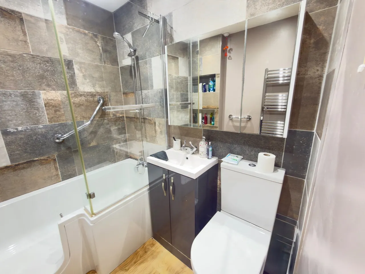 Woburn Road, Woburn Sands, MK17, photo 11
