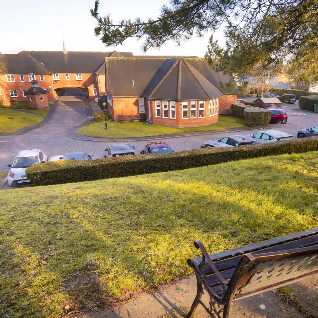 Woburn Road, Woburn Sands, MK17, photo 21