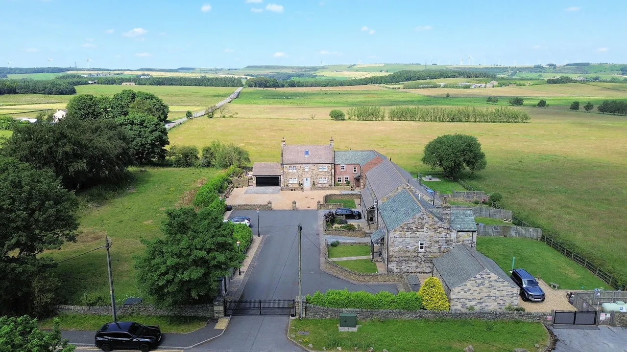 Flouch Mews, Hazlehead, S36, photo 41
