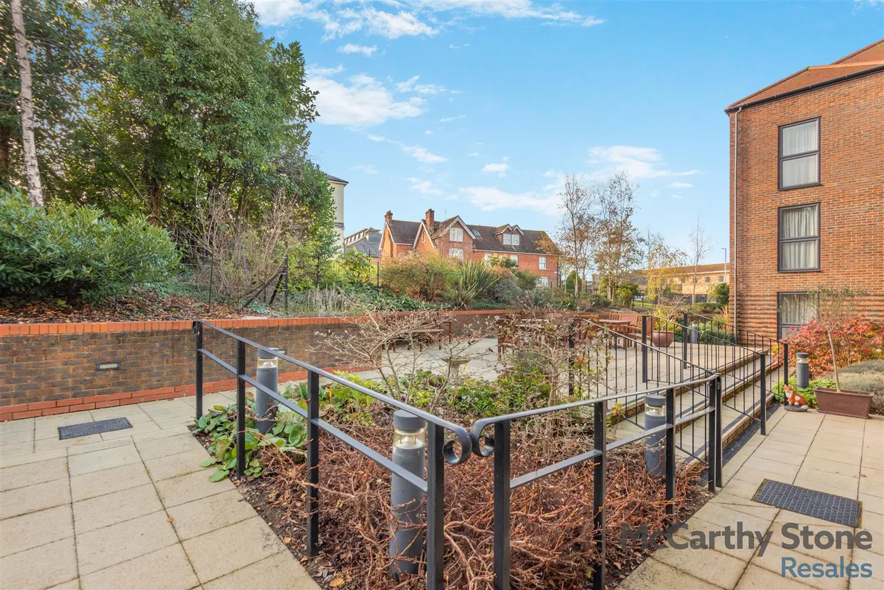 Lower Turk Street, Alton, GU34, photo 26