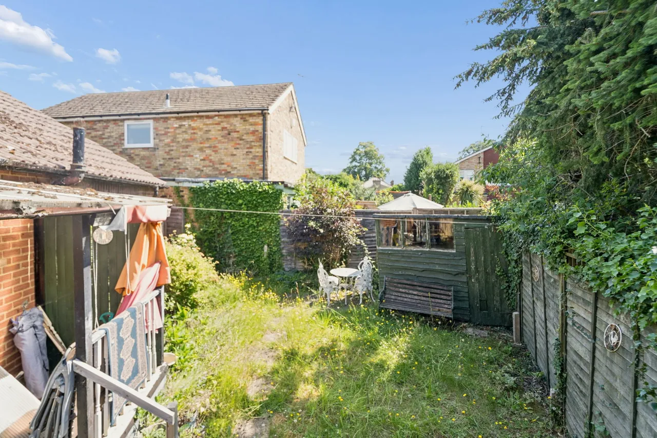 Layters Avenue South, Chalfont St Peter, SL9, photo 7