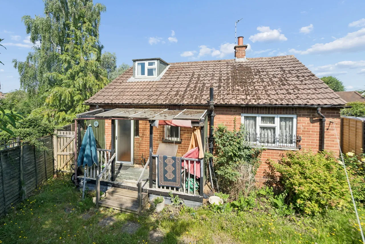Layters Avenue South, Chalfont St Peter, SL9, photo 4
