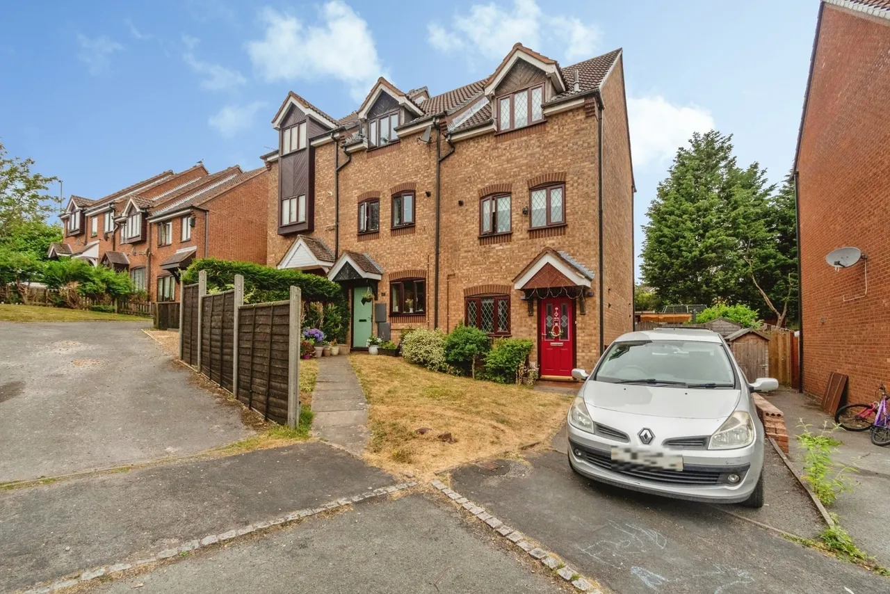 Almond Close, Heath Hayes, Cannock, WS11, photo 19