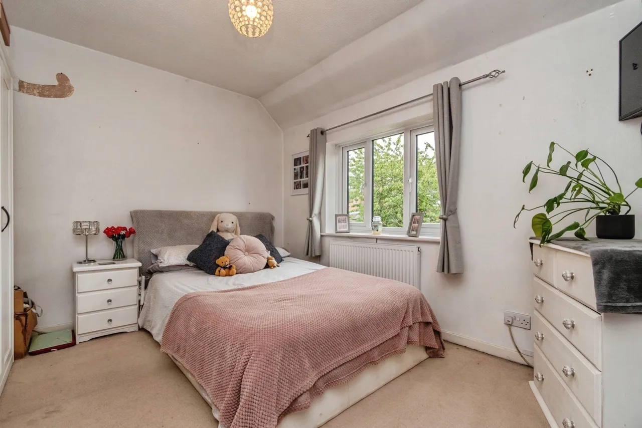 Almond Close, Heath Hayes, Cannock, WS11, photo 13