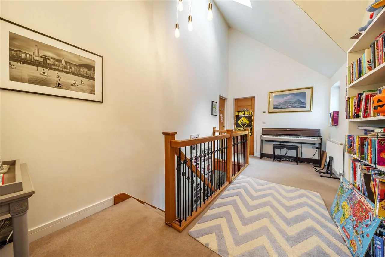 Upper Moorfield Road, Woodbridge, Suffolk, IP12 4JW, photo 10