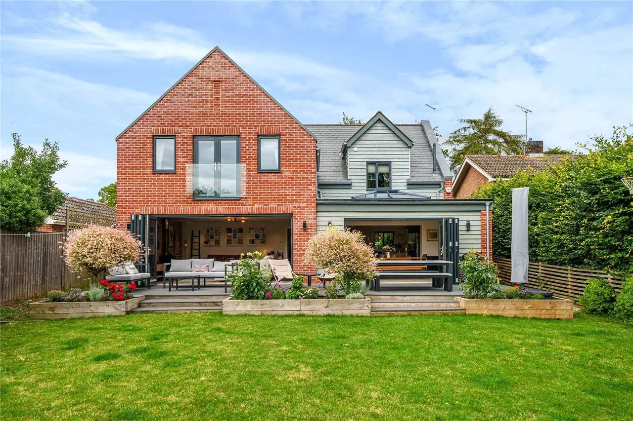 5 bed house for sale — Upper Moorfield Road, Woodbridge, Suffolk, IP12 4JW