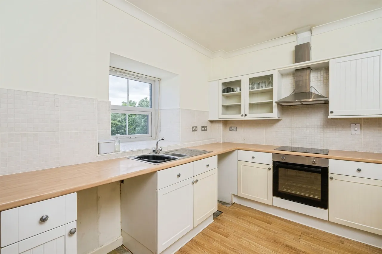 Highfield Close, Plymouth, photo 4