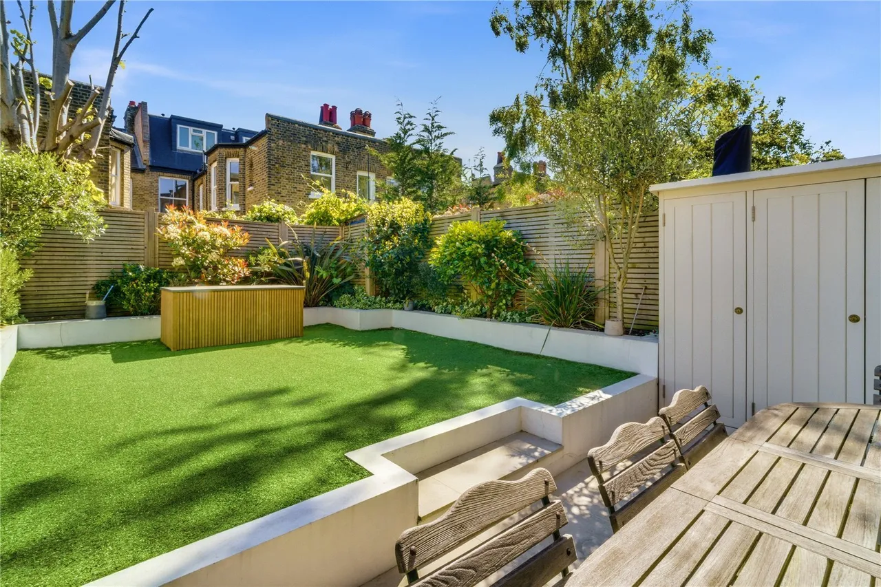 Hosack Road, London, SW17, photo 2