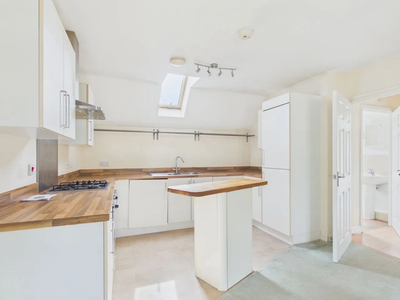 Forstall Way, Cirencester, GL7, photo 3