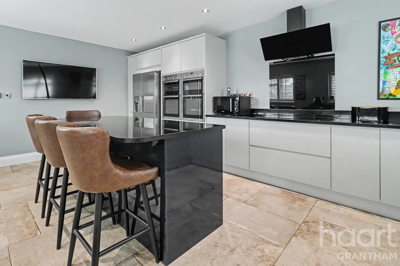 4 bed house for sale, Abbey Lane, Aslockton, NG13
