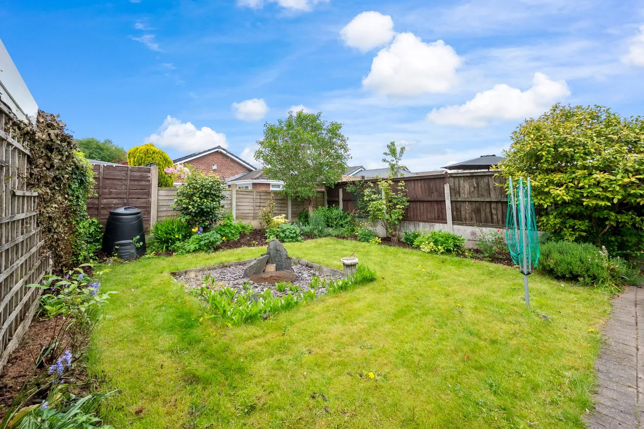 Westfield Avenue, Ashton-In-Makerfield, Wigan, Wigan, WN4 9RH, photo 21