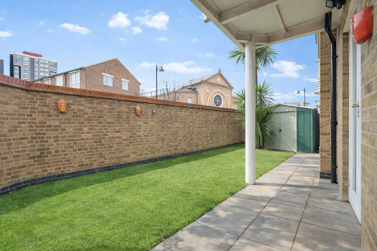 Ermine House, Bow, E3, photo 5