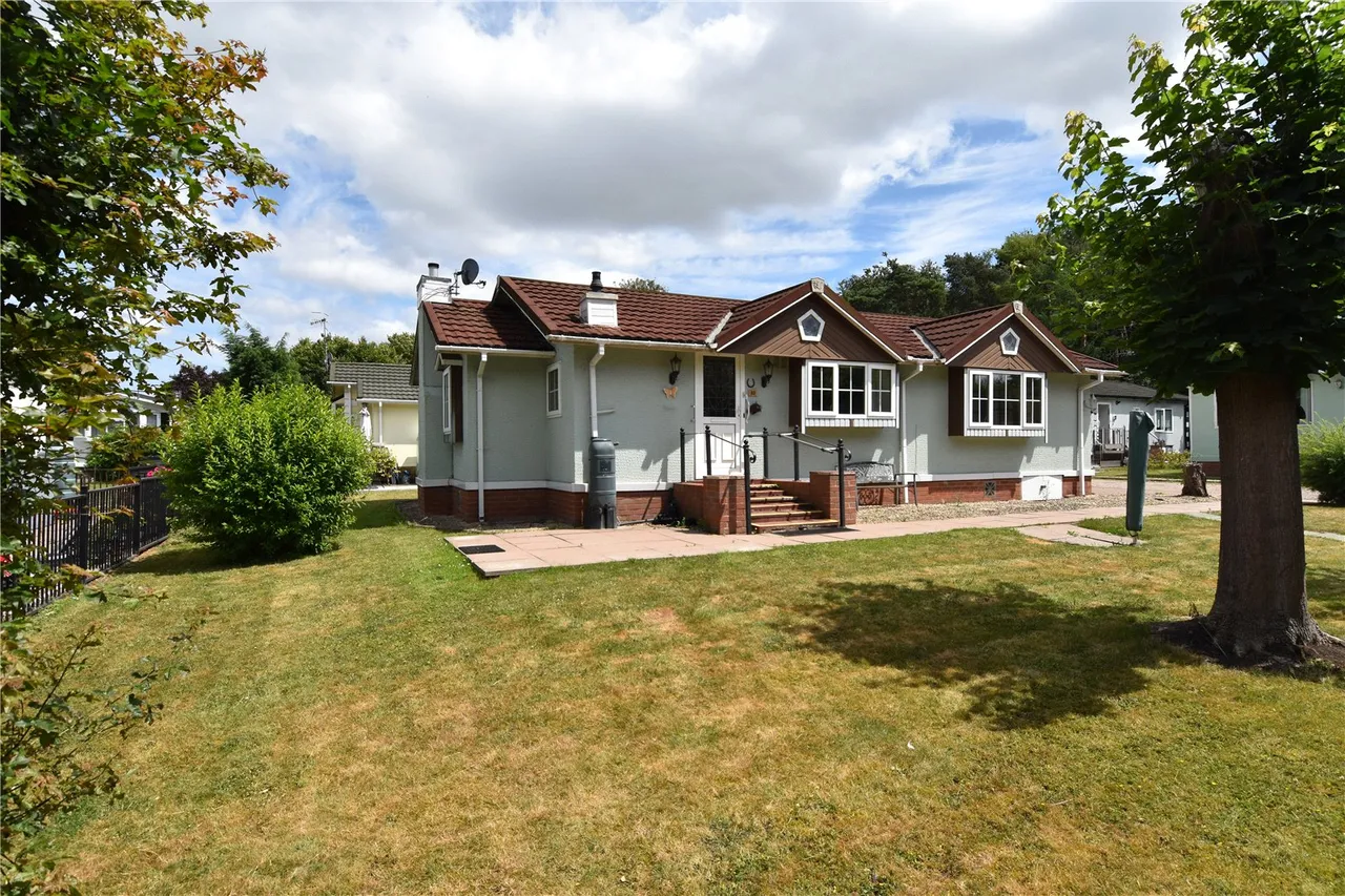 Doverdale Park Homes, Hampton Lovett, Droitwich, Worcestershire, WR9 0NU, photo 24