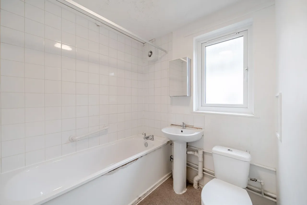 King Arthur Close, SE15, photo 6