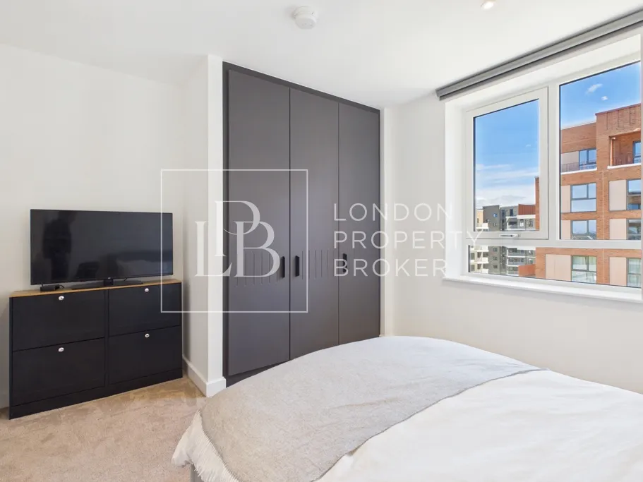 Pettman Crescent, London, SE28, photo 8