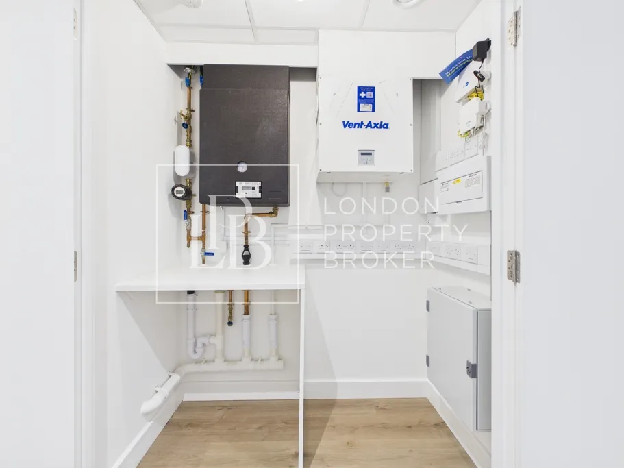Pettman Crescent, London, SE28, photo 15