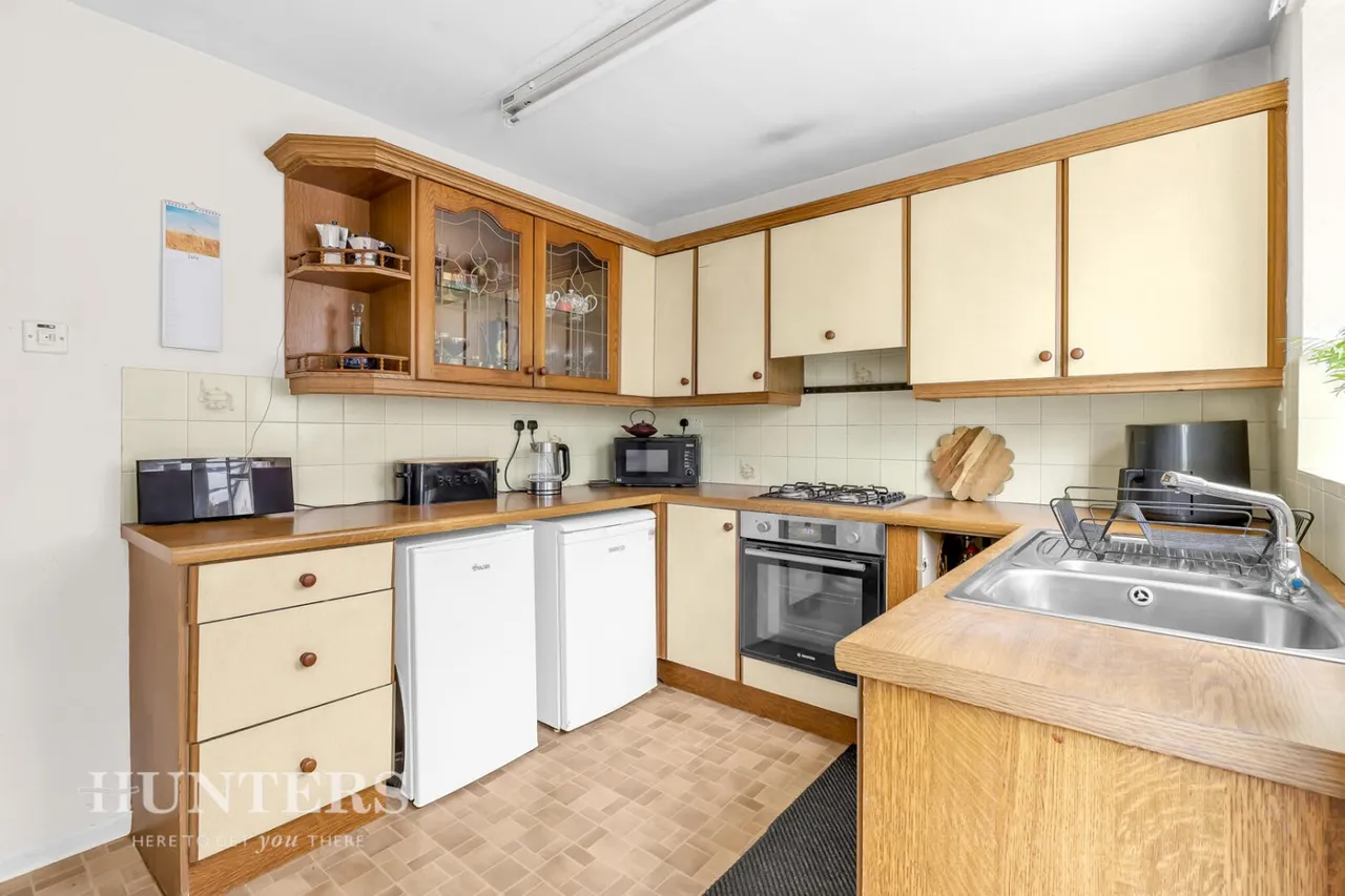 Birch Mount, Hurstead, OL12, photo 10
