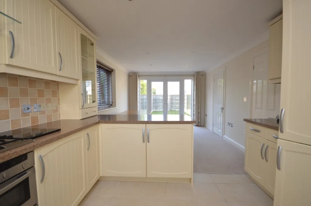 Stanley Road, Lymington, SO41, photo 3