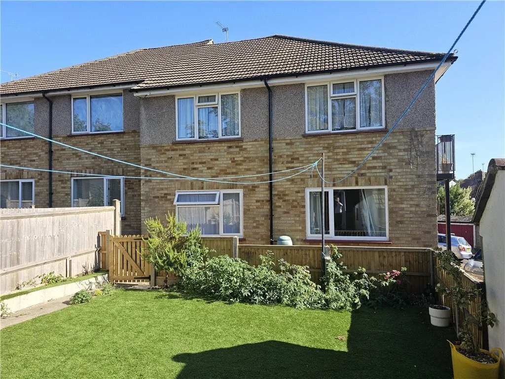 Addison Close, Caterham, Surrey, CR3, photo 4