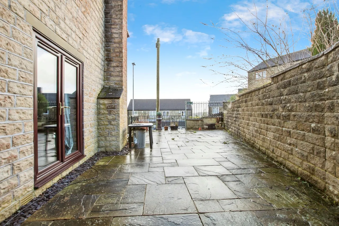 Ogden Lane, Denholme, BD13, photo 17