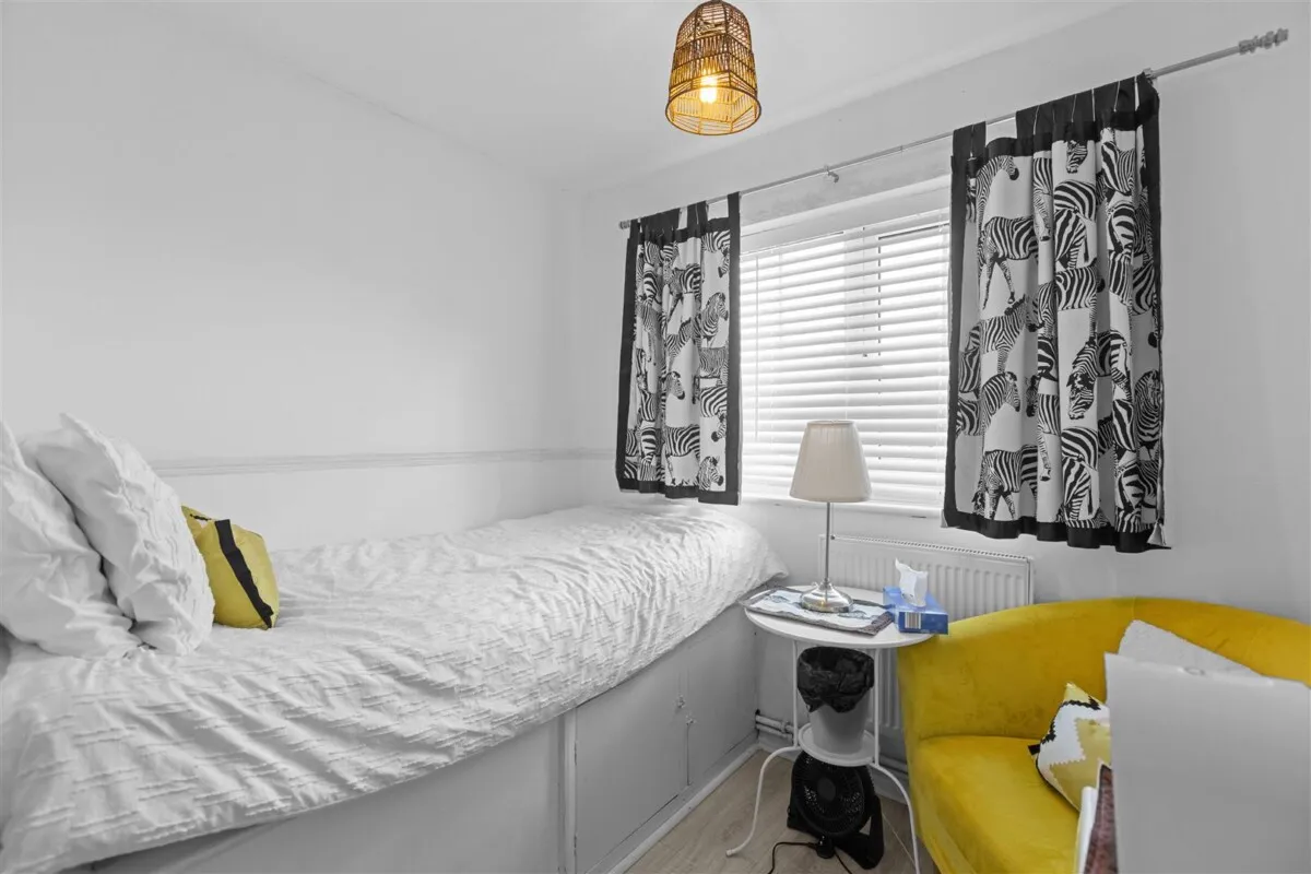 Milton Close, Horton, SL3, photo 12