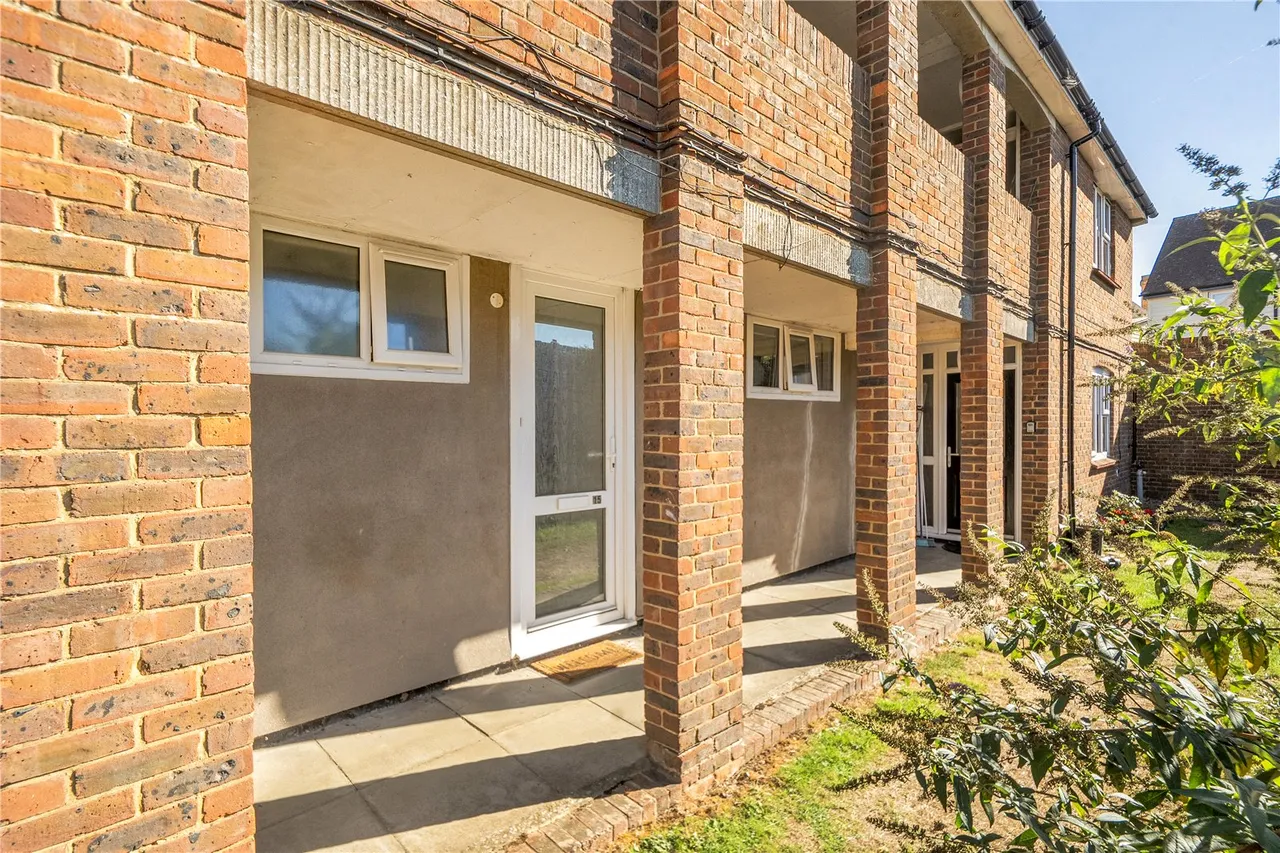 Yew Tree Close, Beaconsfield, HP9, photo 15