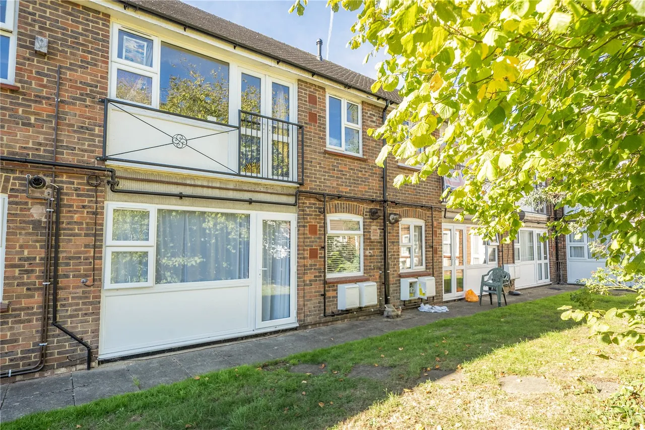 Yew Tree Close, Beaconsfield, HP9, photo 14